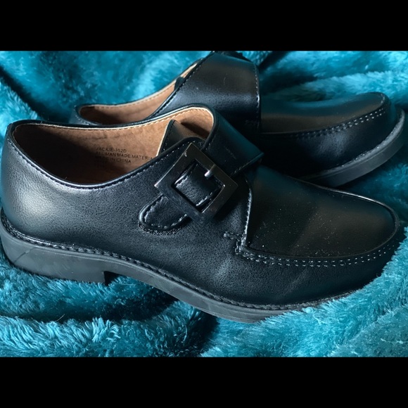 Dress shoes boys size 9T - Picture 5 of 5